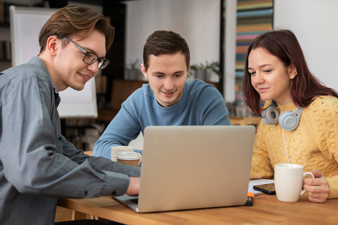 Why UAE Businesses Choose DialogPay